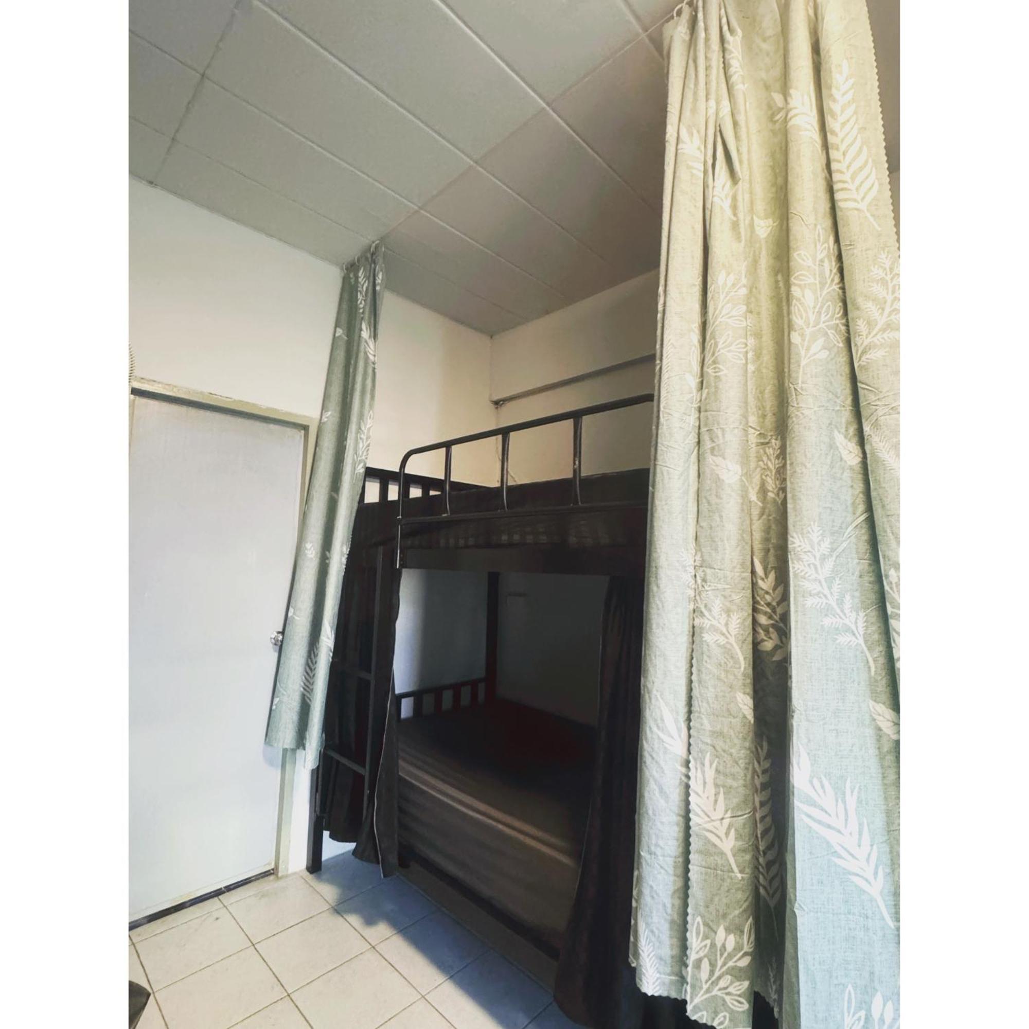 Mahar Hostel Chiangmai Chiang Mai Esterno foto