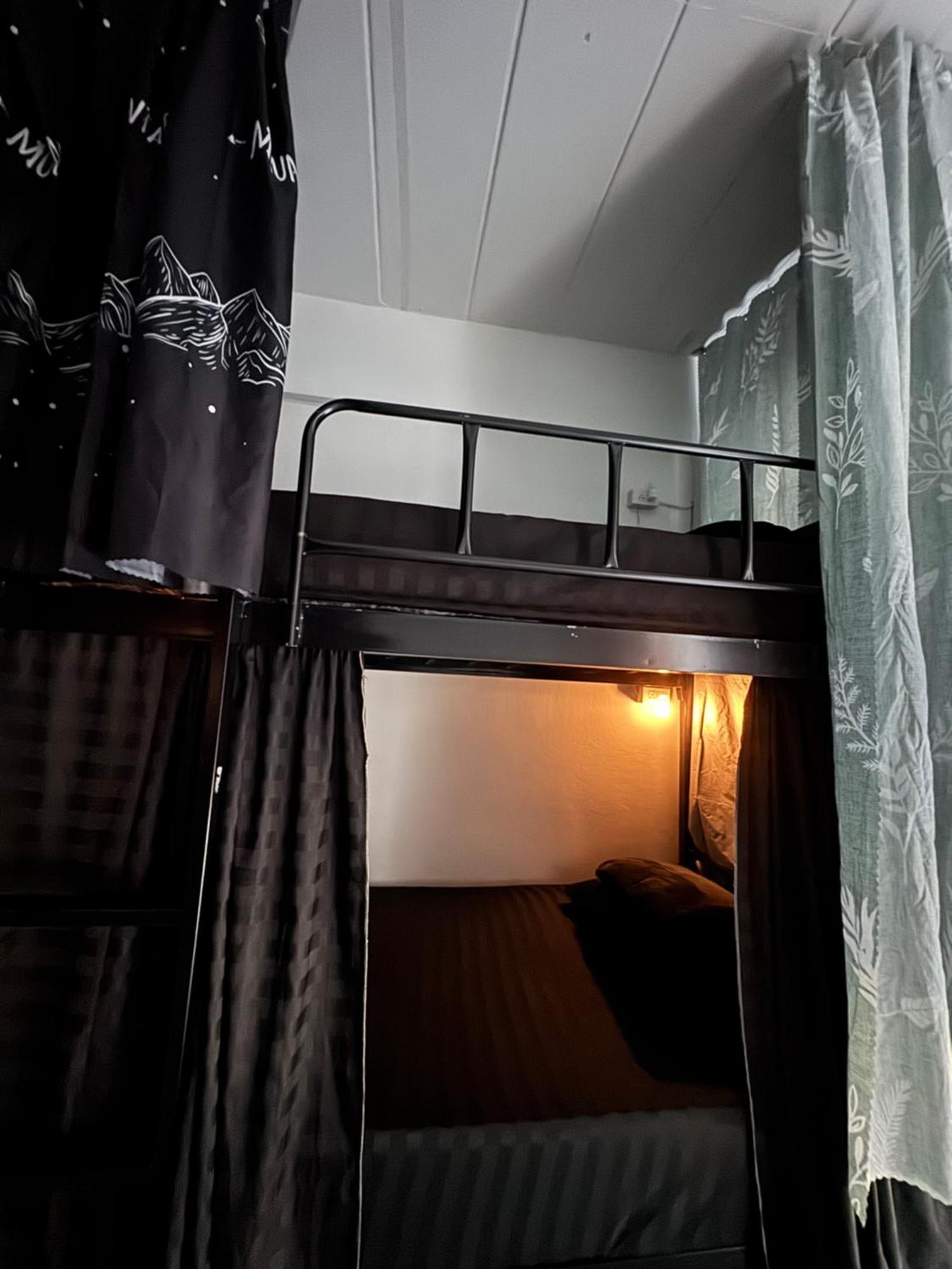 Mahar Hostel Chiangmai Chiang Mai Esterno foto
